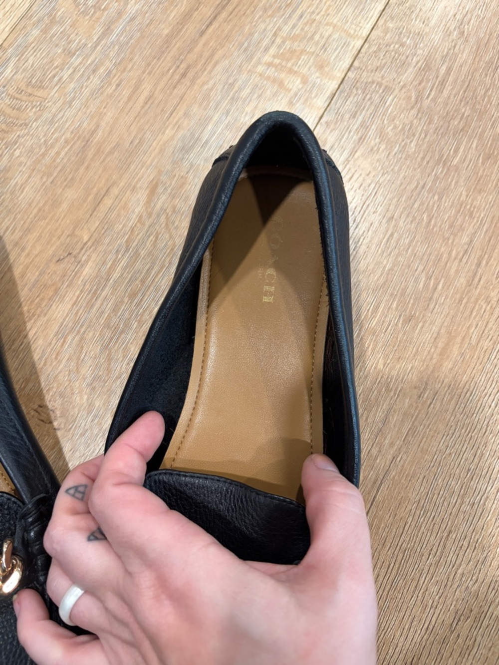 Coach Black Pebbled Leather Loafers Size 7.5 Gold Hardware Driving Flats - Picture 4 of 7